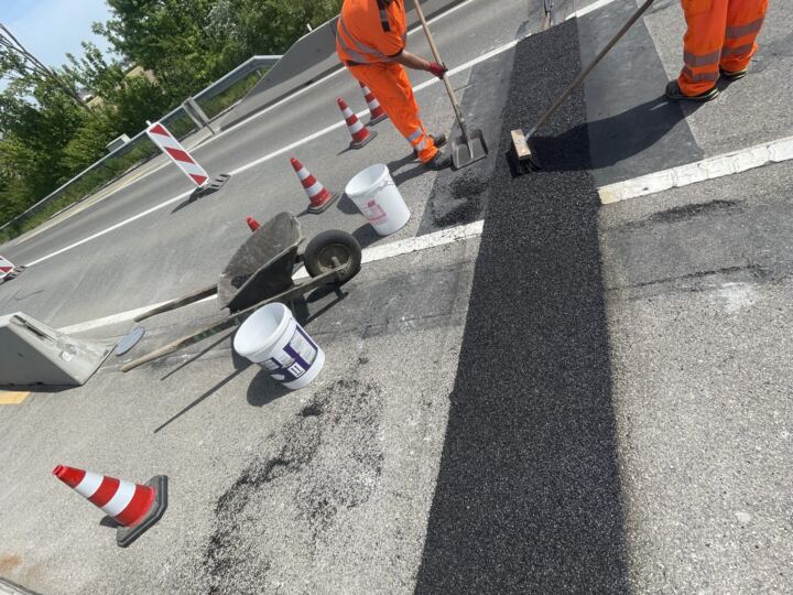 Fahrbahnübergang Felben RSAG