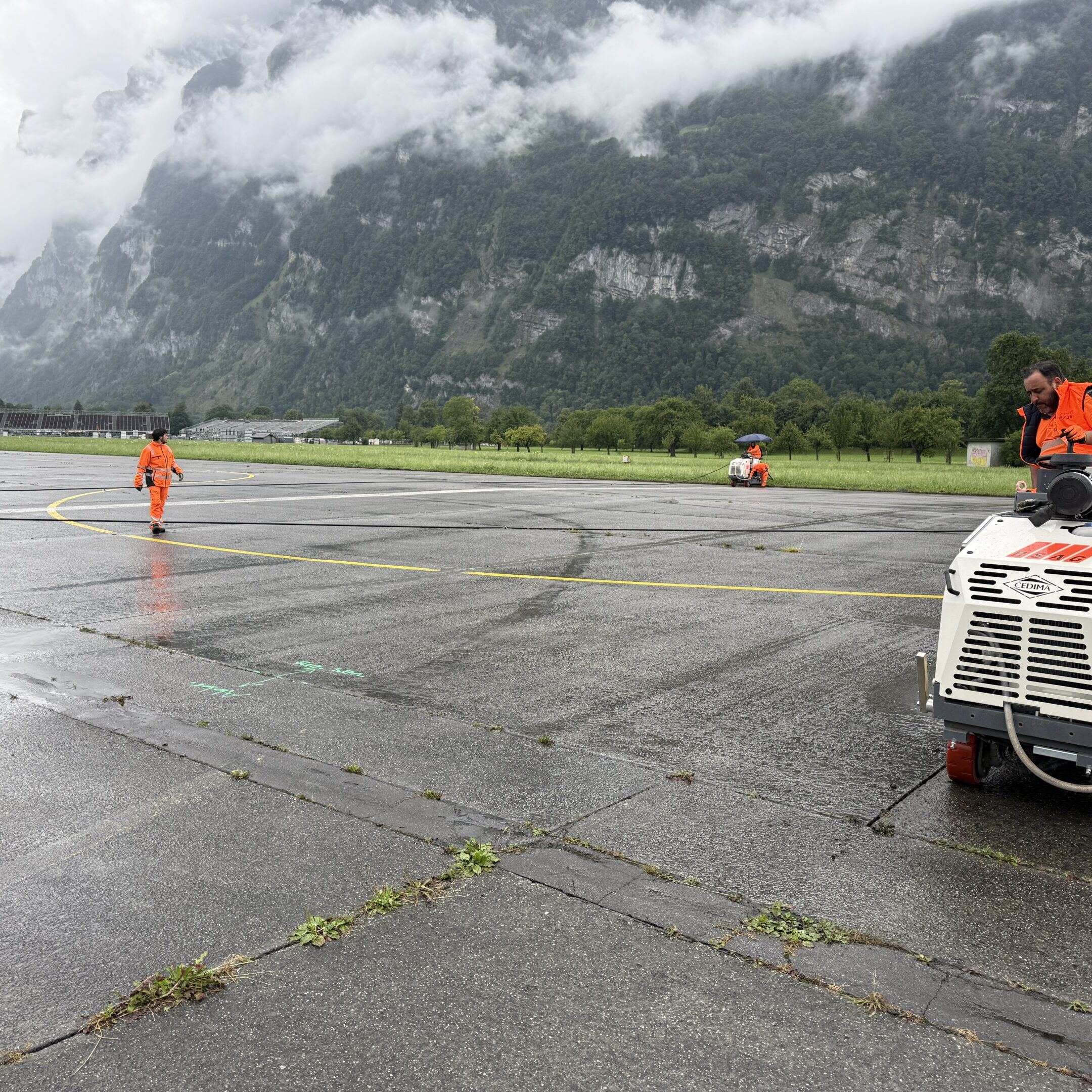 RSAG Risssanierung Flugplatz Mollis